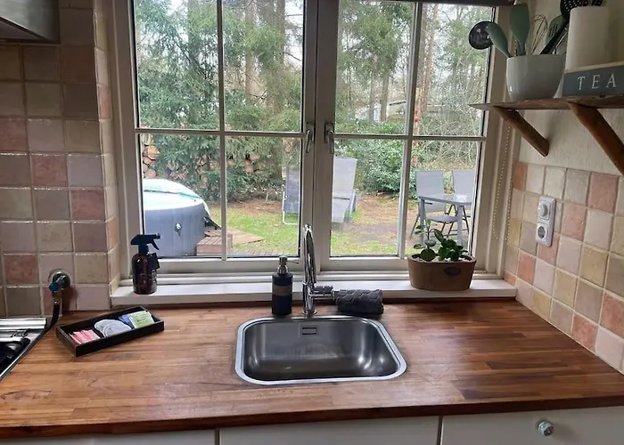 Alpstuga Paulus Aan De Bos Met Hot Tub *