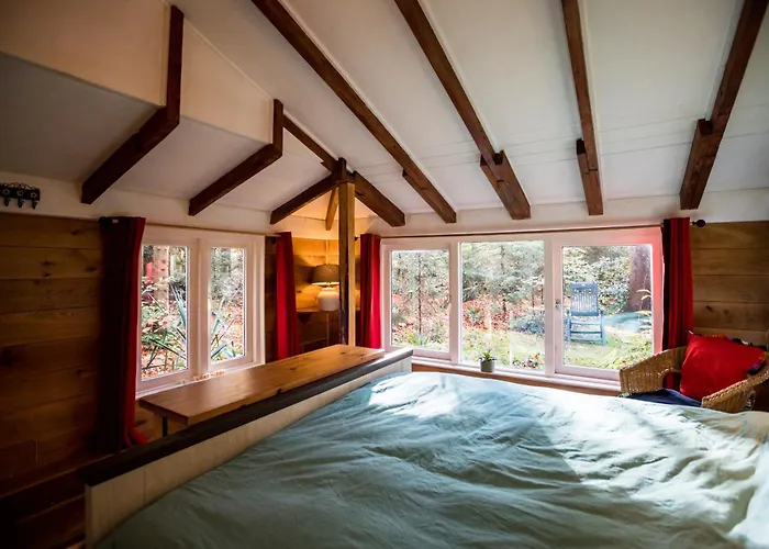 Alpstuga Paulus Aan De Bos Met Hot Tub *