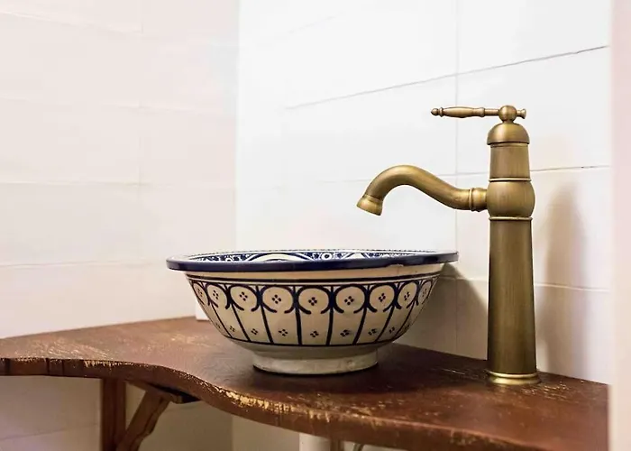 Paulus Aan De Bos Met Hot Tub