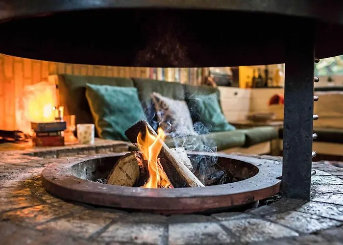 Paulus Aan De Bos Met Hot Tub Chalet *