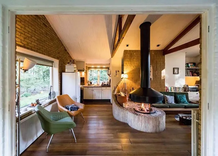 Paulus Aan De Bos Met Hot Tub Chalet *